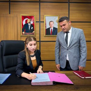 Hakkâri Aile ve Sosyal Hizmetler İl Müdürlüğünde Görev Değişimi: Yeni İl Müdürü Sevgül BİLGİÇ Göreve Başladı - fotoğraf 2