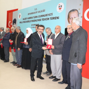 KUZEY KIBRIS GAZİLERİMİZE MADALYA VE BERAT TEVCİH EDİLDİ. - fotoğraf 14