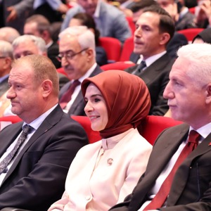 Bakanımız Göktaş, "Dijital Anafor: Ekran Bağımsızlığı Zirvesi"nde konuştu - fotoğraf 12