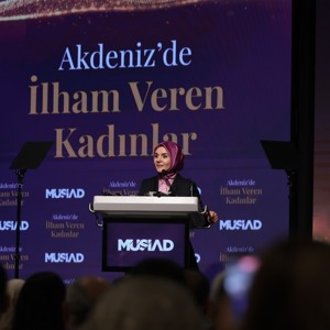 Aile ve Sosyal Hizmetler Bakanımız Göktaş, "Akdeniz'de İlham Veren Kadınlar" programına katıldı - fotoğraf 1