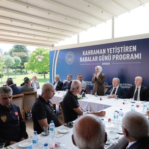 Bakanımız Göktaş, "Kahraman Yetiştiren Babalar Günü" programında konuştu - fotoğraf 1