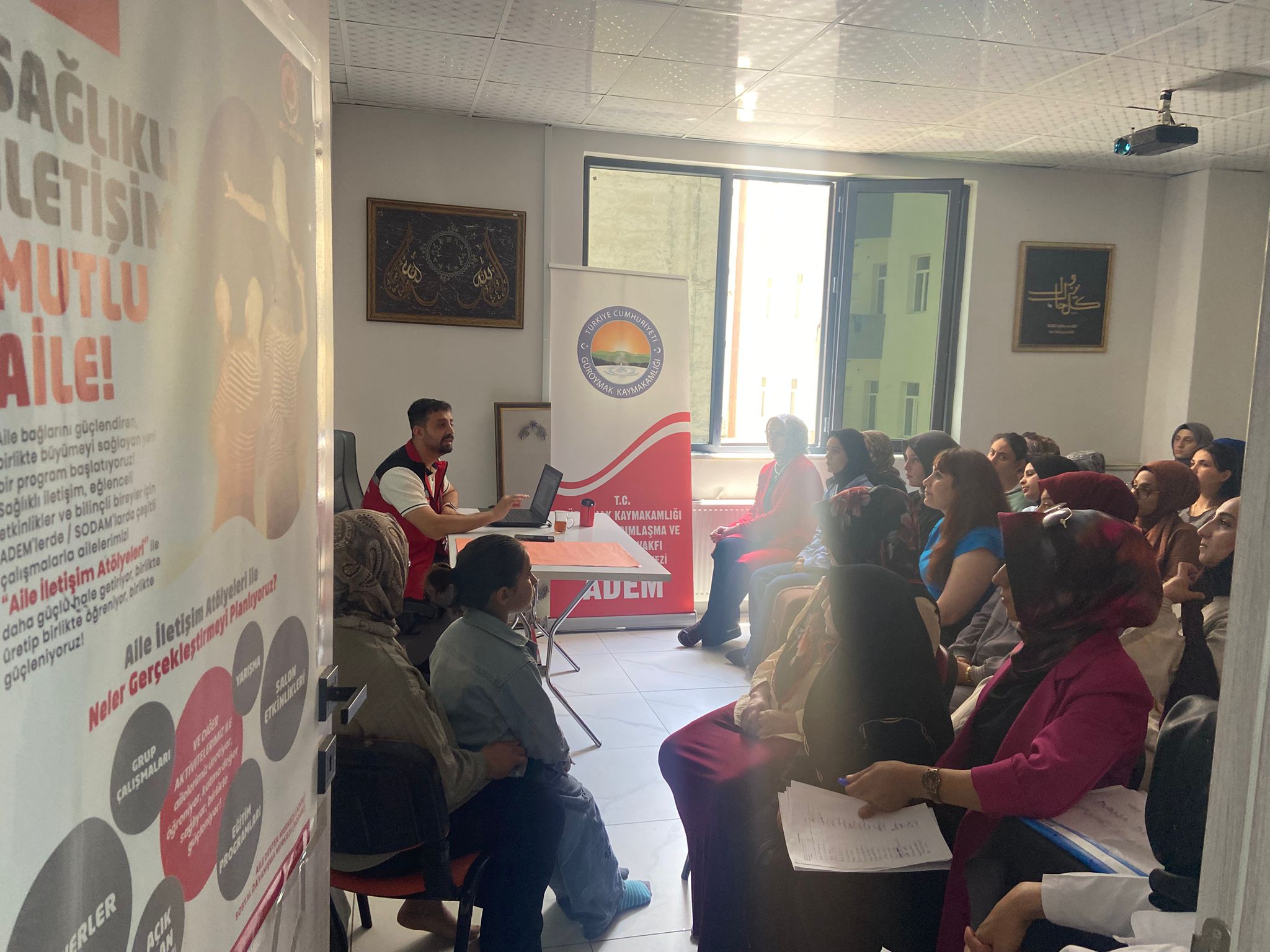 Dijital Dünyada Çocuk Eğitimi Konulu Eğitim Gerçekleştirildi