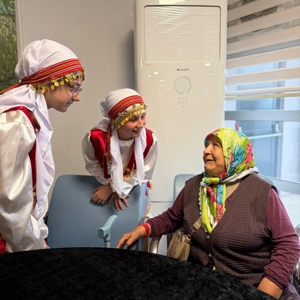 Gençlerden Büyüklerine Vefa Nesiller Arası Gönül Köprüsü - fotoğraf 7
