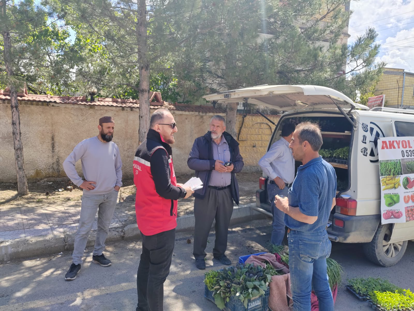 Mobil Sosyal Hizmet Aracımız ile Çalışmalar Devam Etmektedir