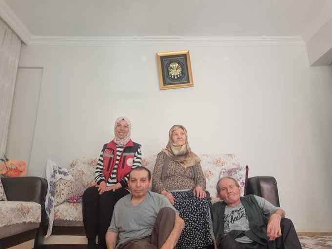 Bakanlığımız hizmet modellerinden faydalanan ailelere yönelik hane ziyaretleri gerçekleştirilmiştir.