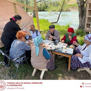 Toki Huzurevi Yaşlı Bakım ve Rehabilitasyon Merkezi Müdürlüğü Sakinlerimize Yönelik Piknik Programı Düzenlendi - fotoğraf 1
