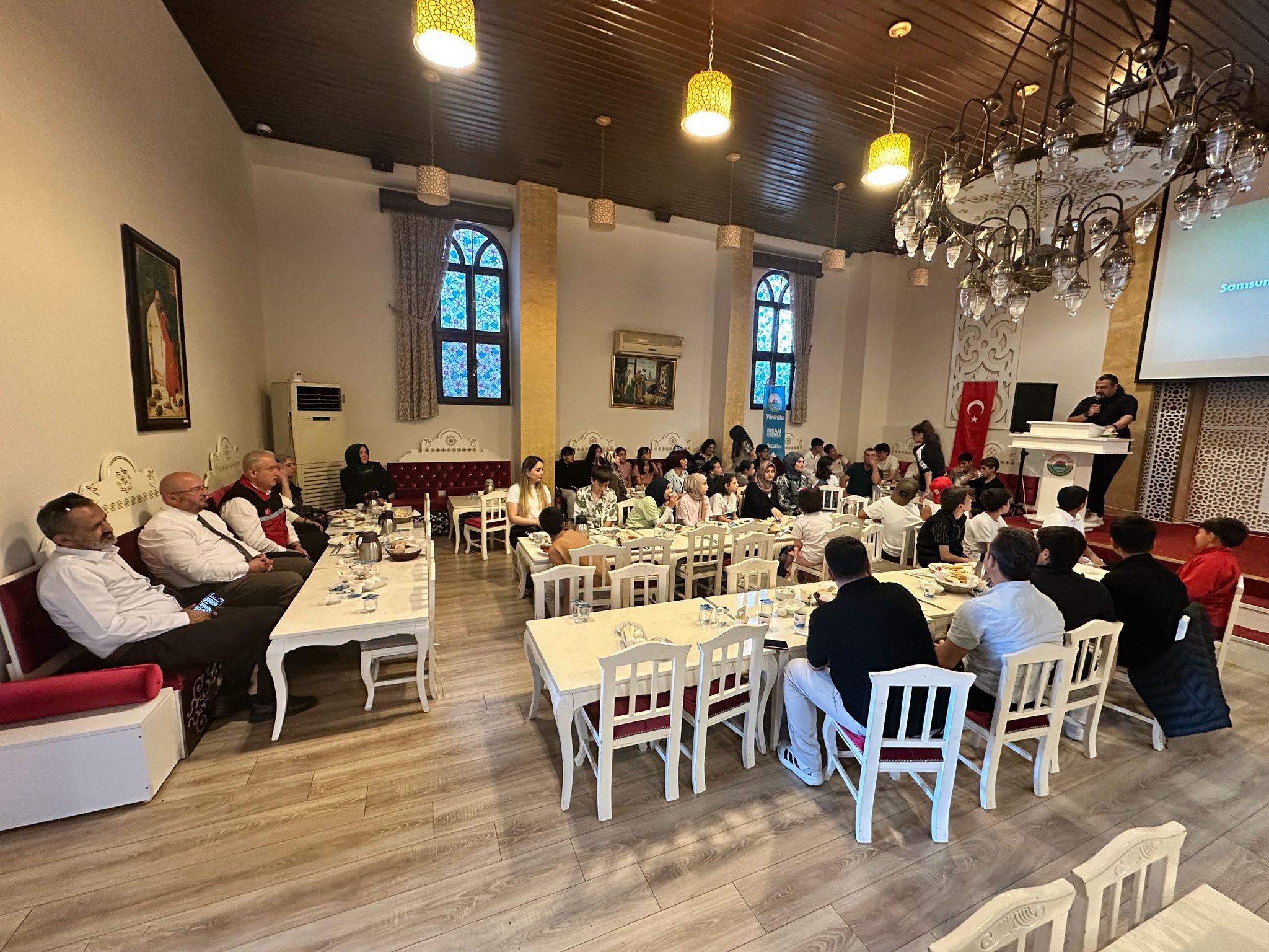 Bakanlığımız Himayesi Altında Bulunan, Çeşitli Dallarda Olan Başarılı Çocuklarımız Ödüllendirildi