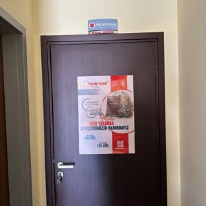 Evlenecek Gençlerin Desteklenmesi Projesi kapsamında, projenin görünürlüğünü ve bilinirliğini artırmak amacıyla ilimizde bulunan evlendirme daireleri, nikâh salonları ve billboardlara tanıtım afişleri asıldı. - fotoğraf 2