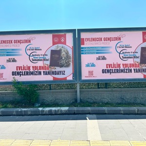 Evlenecek Gençlerin Desteklenmesi Projesi kapsamında, projenin görünürlüğünü ve bilinirliğini artırmak amacıyla ilimizde bulunan evlendirme daireleri, nikâh salonları ve billboardlara tanıtım afişleri asıldı. - fotoğraf 4