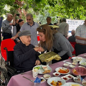 İl Müdürümüz Soma Huzurevinde Babalar Günü Programına Katıldı - fotoğraf 8