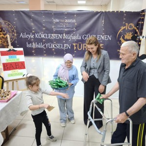 Babalar Günü Akhisar Huzurevinde Kutlandı - fotoğraf 3