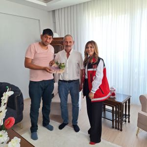 Özel Ellerden Babalarına En Anlamlı Hediye - fotoğraf 1