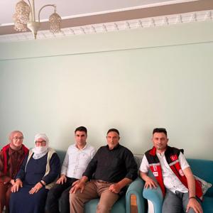 Kahraman Şehitlerimizin Emaneti Babalarımıza Anlamlı Ziyaret - fotoğraf 2