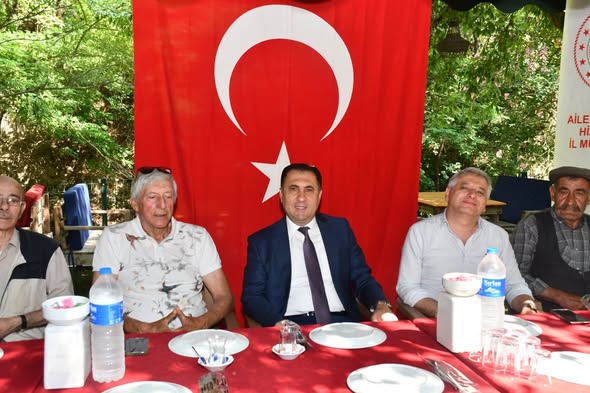 Şehit Babalarımızla Kahvaltı...