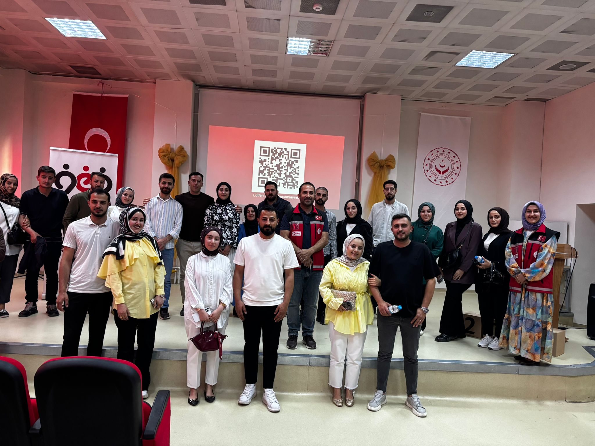Tatvan'da Evlenecek Gençlere Yönelik Eğitim Düzenlendi