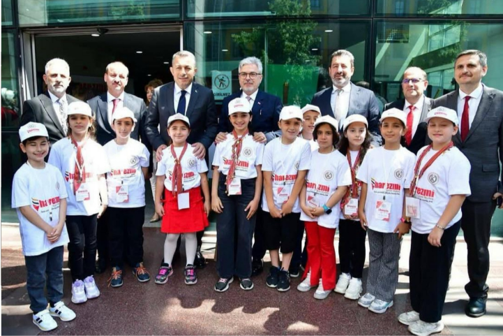 İl Millî Eğitim Müdürlüğü Tarafından Harezmi Yıl Sonu Bilim Şenliği Töreni Gerçekleştirildi.