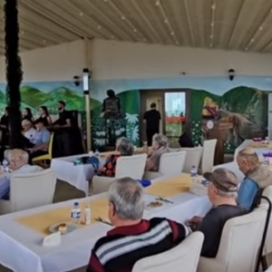 Köşk Huzurevimizde, Babalar Günü Dolayısıyla Duygu Ve Müziğin Bir Araya Geldiği Anlamlı Bir Program Gerçekleştirildi.  - fotoğraf 1
