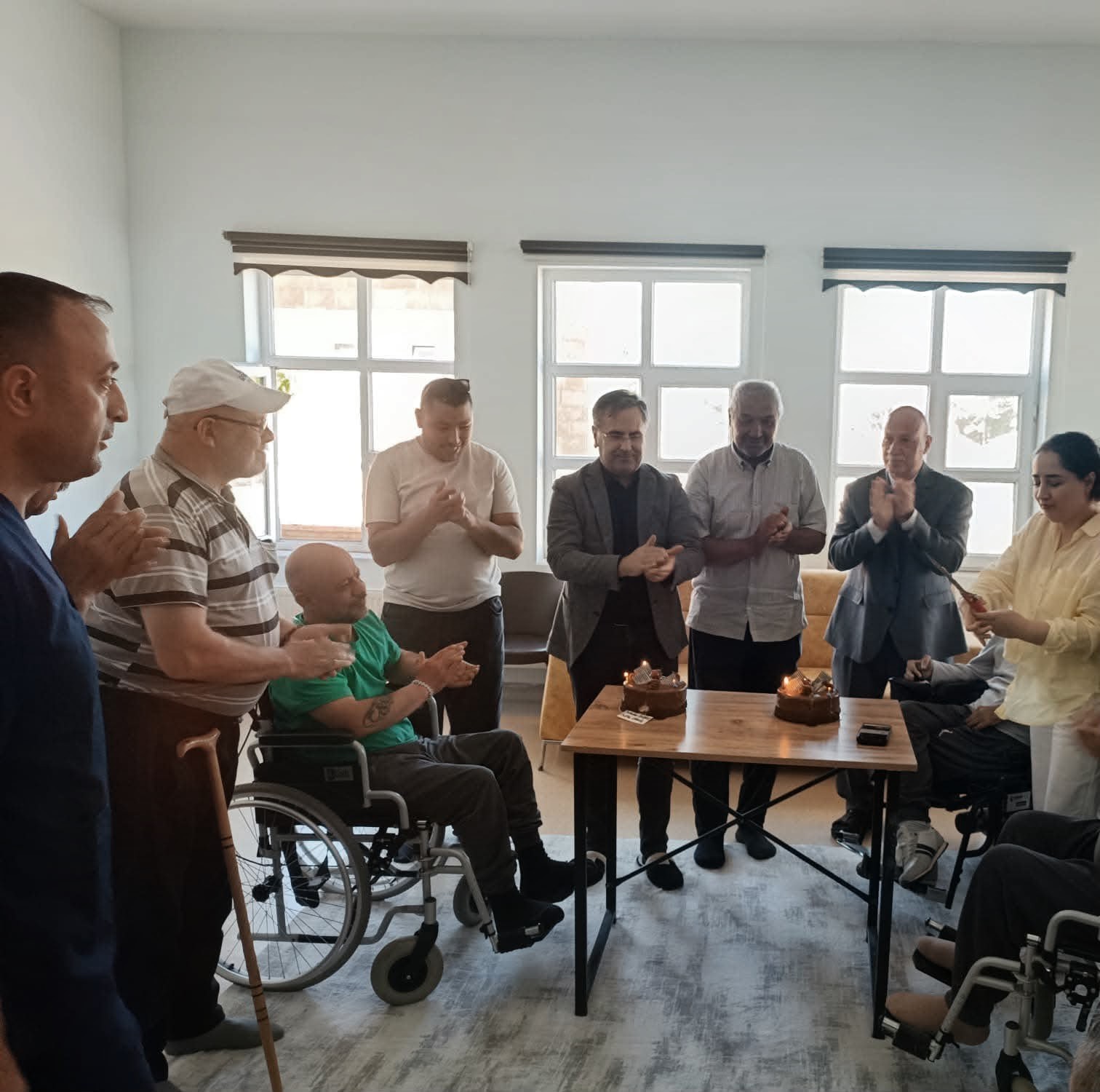 BABALAR GÜNÜ’NDE ULU ÇINARLARIMIZA VEFA ZİYARETİ