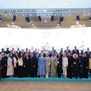 Bakanımız Göktaş, "ALLY for Future: Genç Müslüman Kadınlar Liderlik Programı"nın açılışında konuştu: - fotoğraf 5