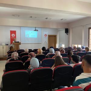 Dengeli ve Sağlıklı Beslenme Konulu Eğitim Gerçekleştirildi - fotoğraf 2