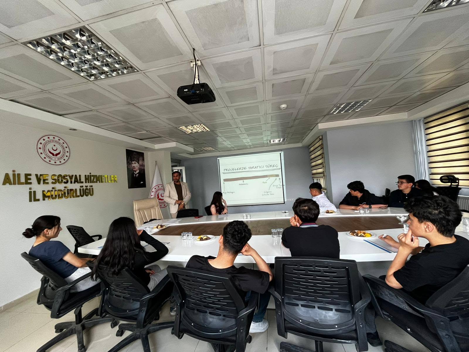 Çocuk Hakları Komitesi Üyelerine Proje Yönetimi Eğitimi Verildi