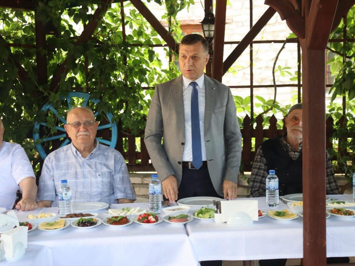 Şehitlerimizin Emaneti Kıymetli Babalarımızla Gönül Sofrasında Buluştuk