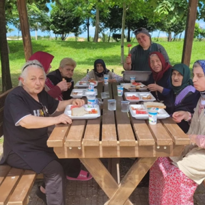 Engelsiz Yaşam Parkında Keyifli Bir Piknik Etkinliği Gerçekleştirildi. - fotoğraf 4