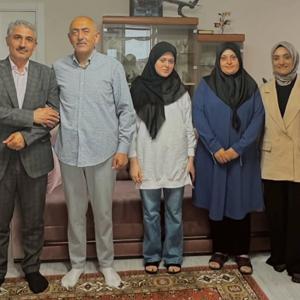 Tuğba Büşra Çavdar Görev Yaptığı Kurumda, Zübeyir Altıparmak İse Hanesinde Ziyaret Edildi. - fotoğraf 2