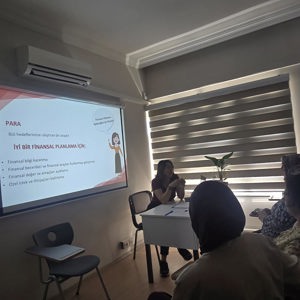 Salihli’de Kursiyerlere Finansal Okuryazarlık Eğitimi Verildi - fotoğraf 2