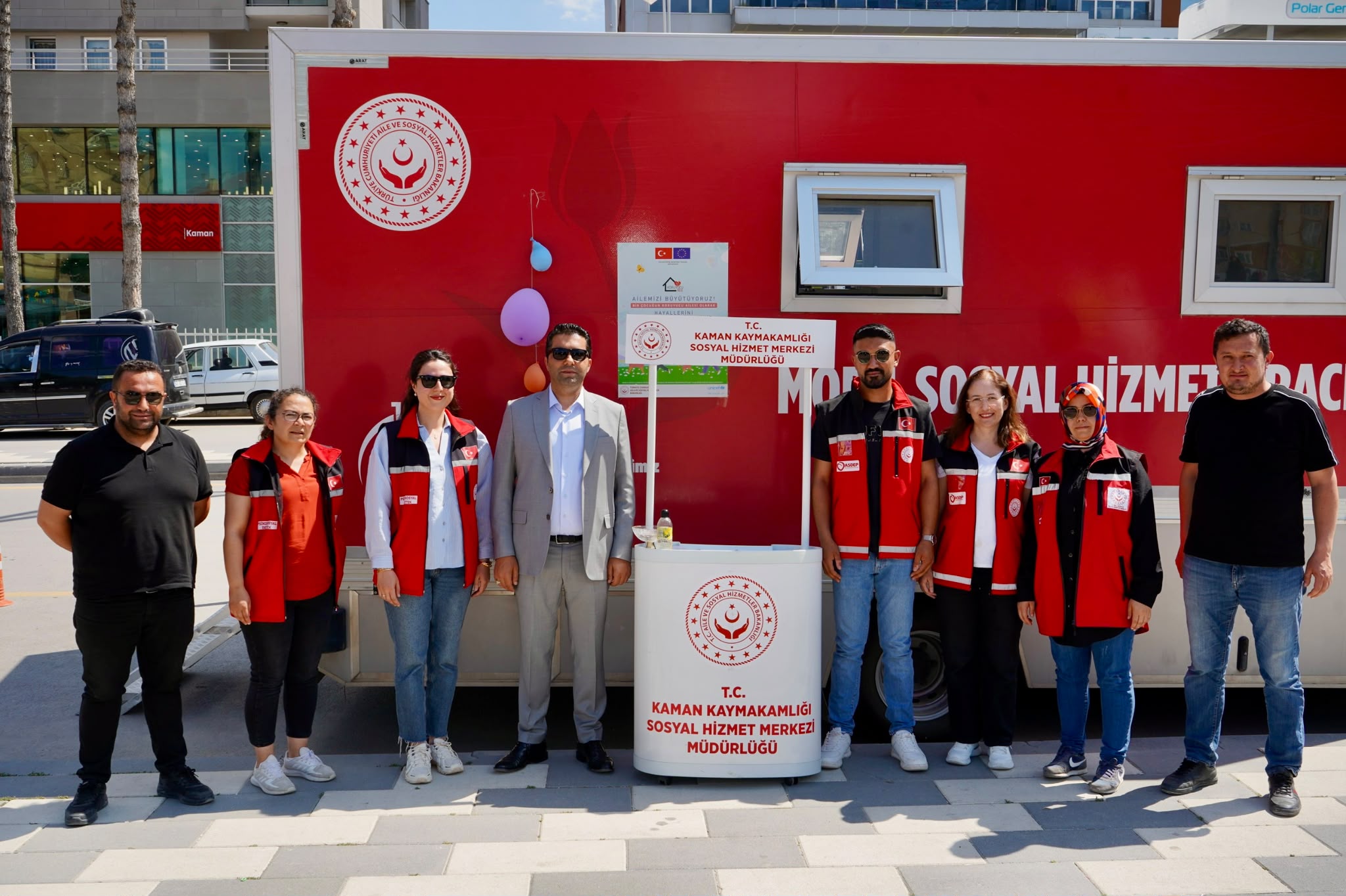Kaman’ da Mobil Sosyal Hizmet Aracı Tanıtım ve Bilgilendirme Çalışmamız Gerçekleştirildi
