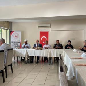  Kaynayan Kazanlar, Komşuya Götürülen Tabaklar Ve Gönüllere Şifa Olan Aşure; Dayanışmanın, Kardeşliğin Ve Paylaşmanın En Güzel Simgelerinden Biridir. - fotoğraf 1
