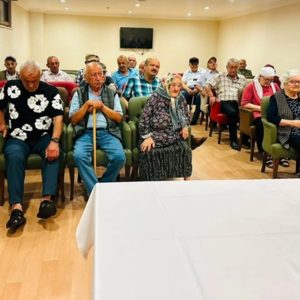 Trabzon Köşk Huzurevi Sakinlerine Yönelik "Finansal Okuryazarlık", "Dijital Okuryazarlık" Ve "Teknoloji Kullanımı" Konularında Eğitim Gerçekleştirildi. - fotoğraf 1