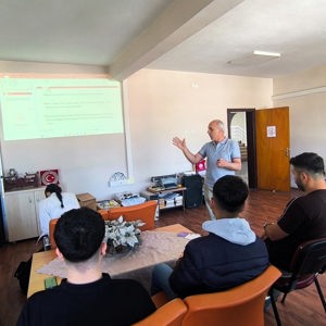 Gençlerimize İş Hayatına Uyum Semineri Düzenlendi - fotoğraf 1