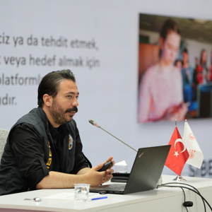 Bakanlık Personeline "Siber Suçlara Karşı Alınacak Önlemler ve Atılacak Adımlar" Eğitimi Verildi - fotoğraf 1
