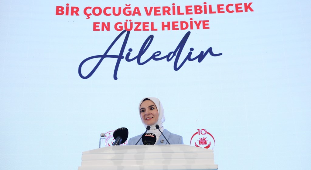 Bakanımız Göktaş, Gönül Elçileri Koruyucu Aile Vizyon Çalıştayı açılışında konuştu