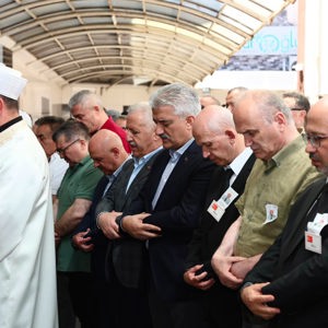 Kıbrıs Gazisi Cemil Müderrisoğlu Son Yolculuğuna Uğurlandı. - fotoğraf 7