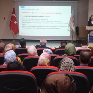 Kurum Personeline Yönelik “Her Yaşta Sağlık” Eğitimi Düzenlendi. - fotoğraf 1