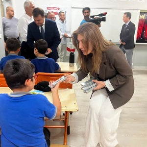 İl Müdürümüz, Öğrencilerin Karne Heyecanına Ortak Oldu - fotoğraf 8