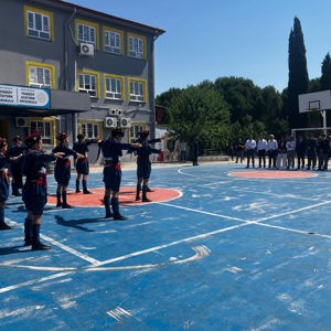 İl Müdürümüz, Öğrencilerin Karne Heyecanına Ortak Oldu - fotoğraf 12
