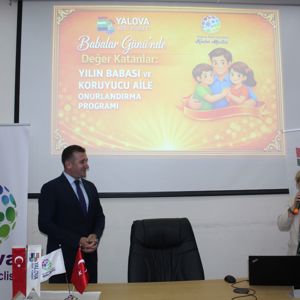 “Yılın Babası ve Koruyucu Aile Onurlandırma Programı”nda Aile Sevgisinin Gücü Vurgulandı - fotoğraf 2