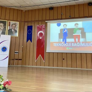 Batman Üniversitesi personel ve öğrencilerine “Teknoloji Bağımlılığı” eğitimi  - fotoğraf 1