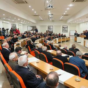 Kıbrıs Barış Harekatı’na katılan 78 gazimize düzenlenen törenle ‘Kuzey Kıbrıs Türk Cumhuriyeti Milli Mücadele Madalyası ve Beratı’ tevcih edildi. - fotoğraf 2