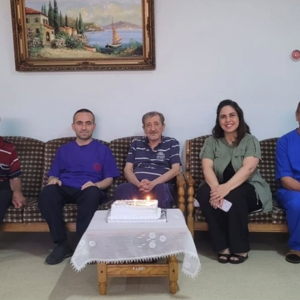 Huzurevi Yaşlı Bakım Ve Rehabilitasyon Merkezinde, Haziran Ayında Doğan Büyüklerimiz İçin Doğum Günü Kutlaması Düzenlendi. - fotoğraf 1