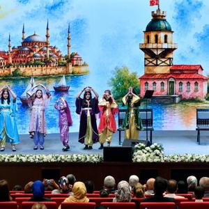 Emine Erdoğan Hanımefendi ve Bakanımız Göktaş "Gönül Elçileri Koruyucu Aile Vizyon Çalıştayı Kapanış Programı"na katıldı - fotoğraf 20