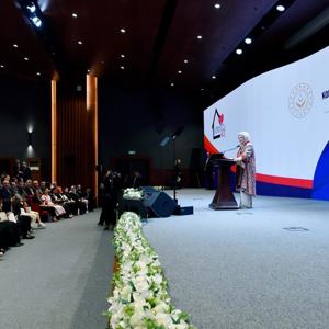 Emine Erdoğan Hanımefendi ve Bakanımız Göktaş "Gönül Elçileri Koruyucu Aile Vizyon Çalıştayı Kapanış Programı"na katıldı - fotoğraf 7