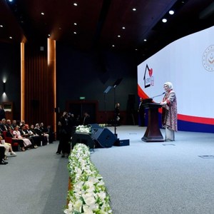 Emine Erdoğan ve Bakanımız Göktaş "Gönül Elçileri Koruyucu Aile Vizyon Çalıştayı Kapanış Programı"na katıldı - fotoğraf 7