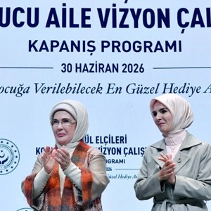 Emine Erdoğan ve Bakanımız Göktaş "Gönül Elçileri Koruyucu Aile Vizyon Çalıştayı Kapanış Programı"na katıldı - fotoğraf 8