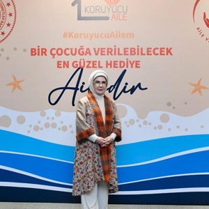 Emine Erdoğan ve Bakanımız Göktaş "Gönül Elçileri Koruyucu Aile Vizyon Çalıştayı Kapanış Programı"na katıldı - fotoğraf 9
