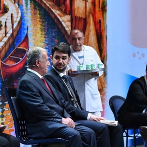Emine Erdoğan ve Bakanımız Göktaş "Gönül Elçileri Koruyucu Aile Vizyon Çalıştayı Kapanış Programı"na katıldı - fotoğraf 34