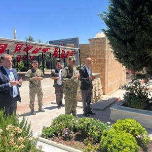 Şehitlerimizi Rahmet ve Minnetle Andık - fotoğraf 2